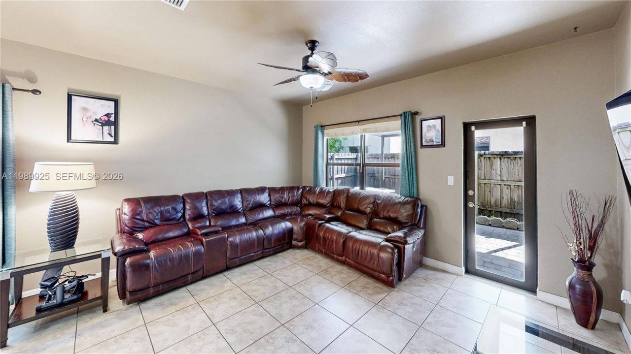 729 SE 34th Ave , Homestead, FL 33033 Photo