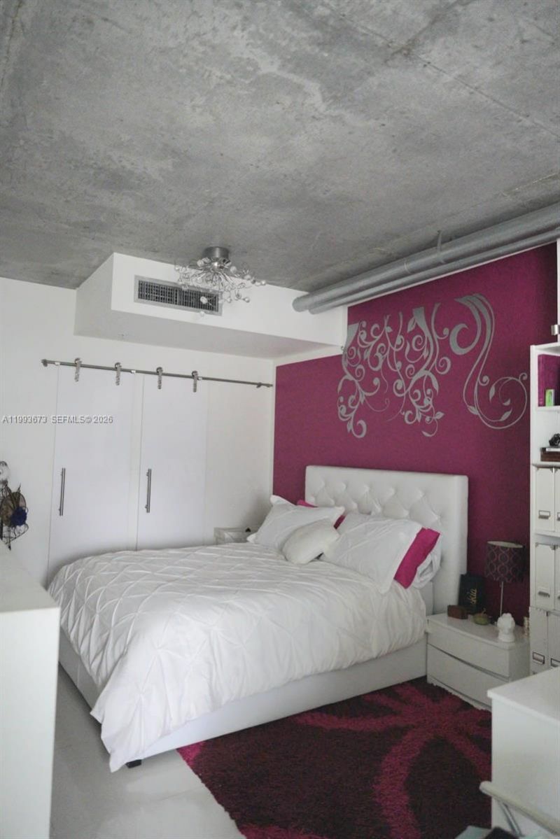 690 SW 1 Ct, Unit 1722, Miami, FL 33130 Photo