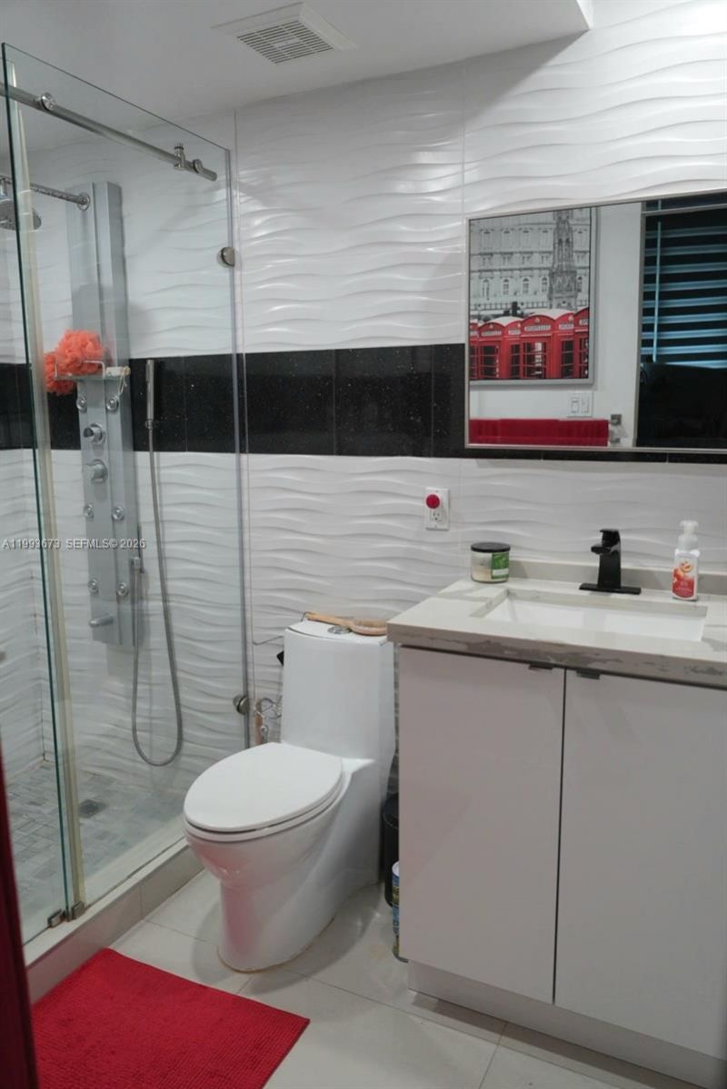 690 SW 1 Ct, Unit 1722, Miami, FL 33130 Photo