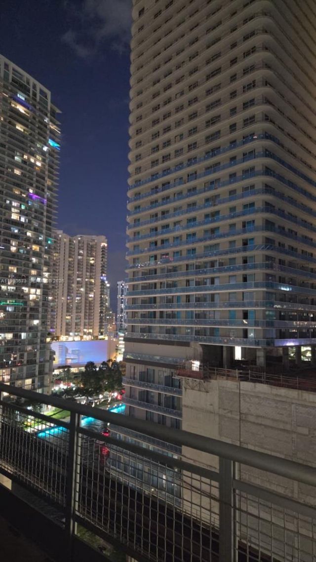690 SW 1 Ct, Unit 1722, Miami, FL 33130 Photo