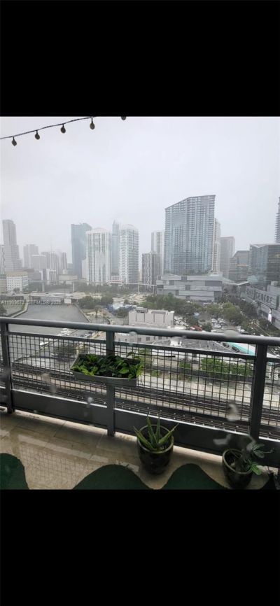 690 SW 1 Ct, Unit 1722, Miami, FL 33130 Photo
