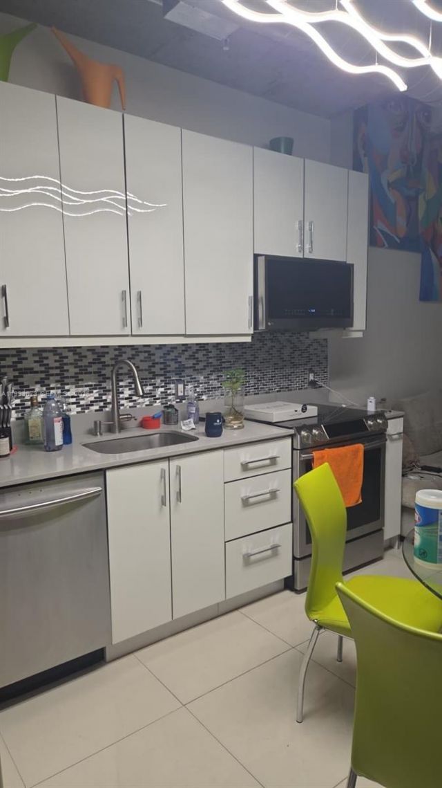 690 SW 1 Ct, Unit 1722, Miami, FL 33130 Photo