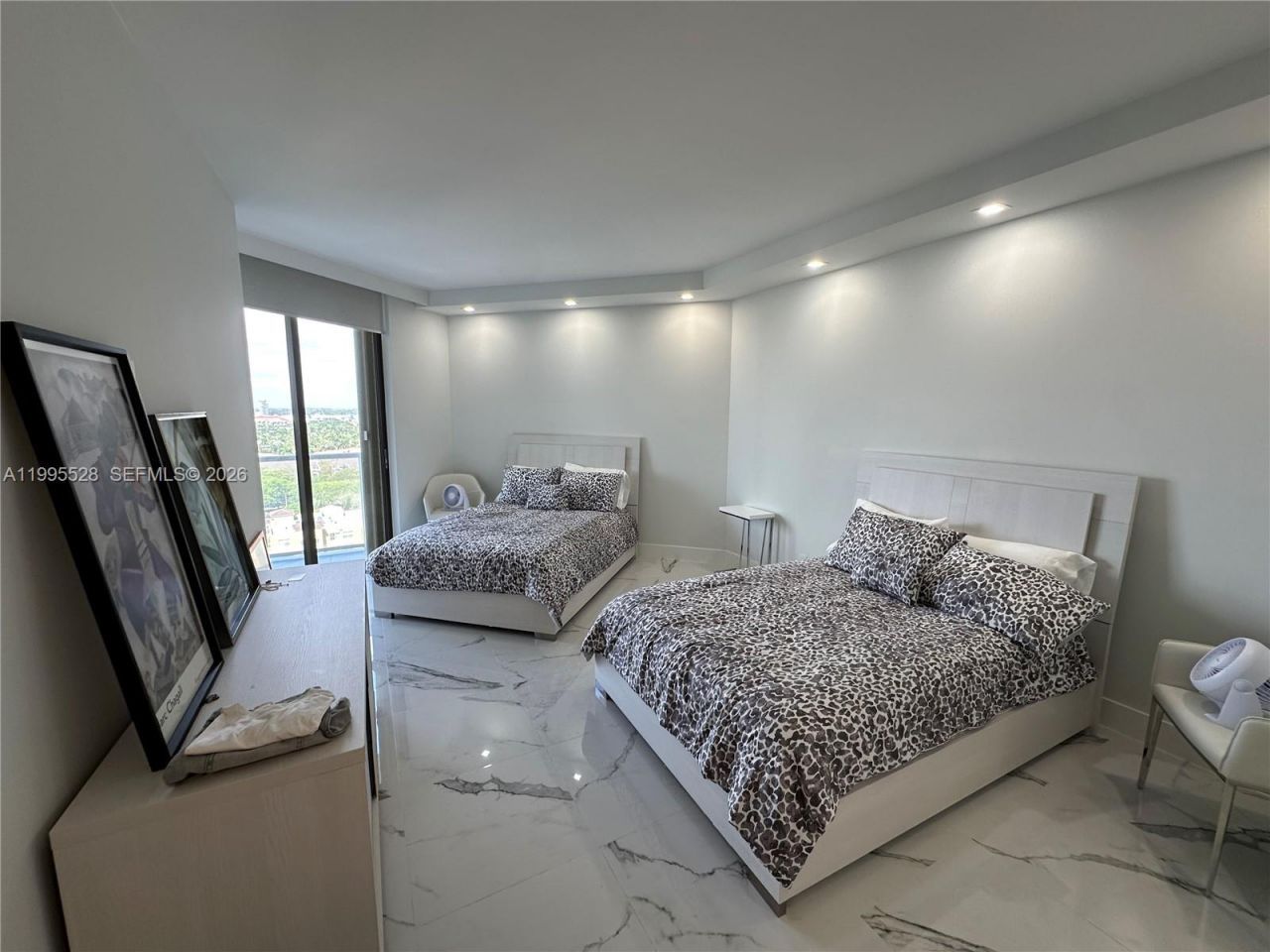 19500 Turnberry Way, Unit 14C, Aventura, FL 33180 Photo