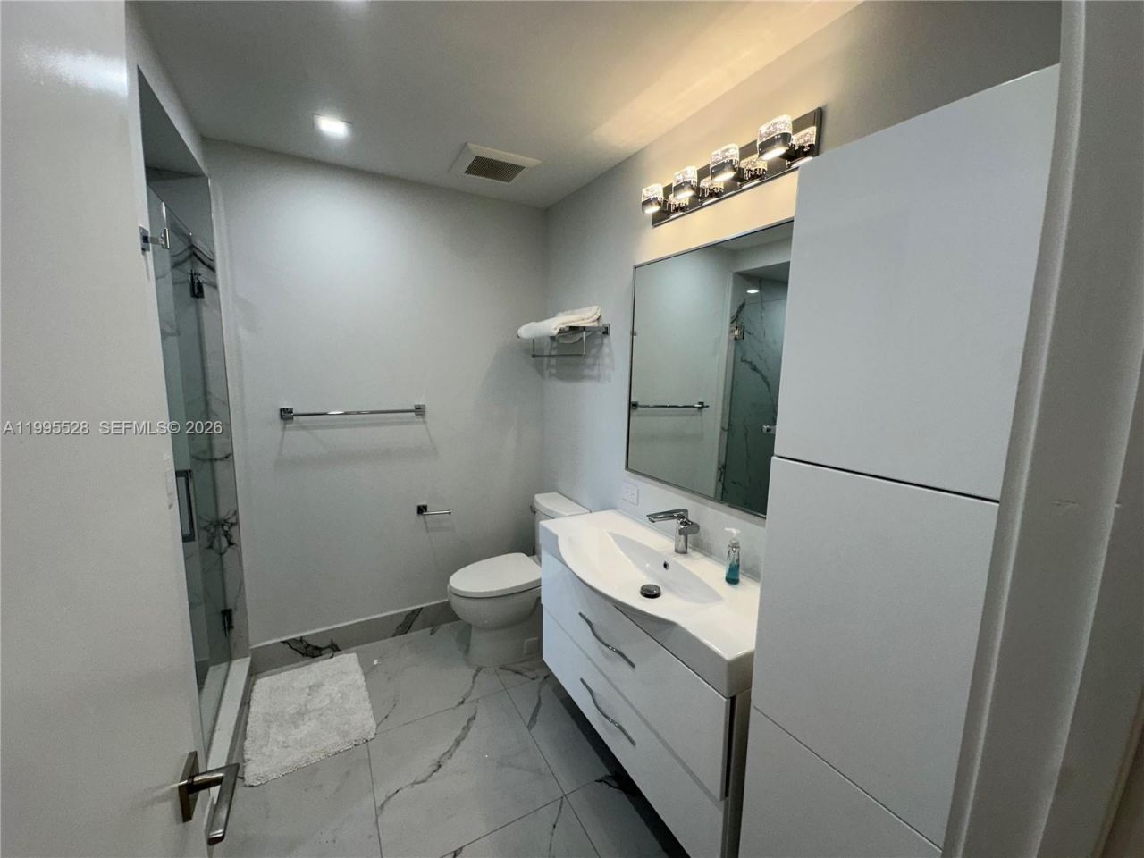 19500 Turnberry Way, Unit 14C, Aventura, FL 33180 Photo