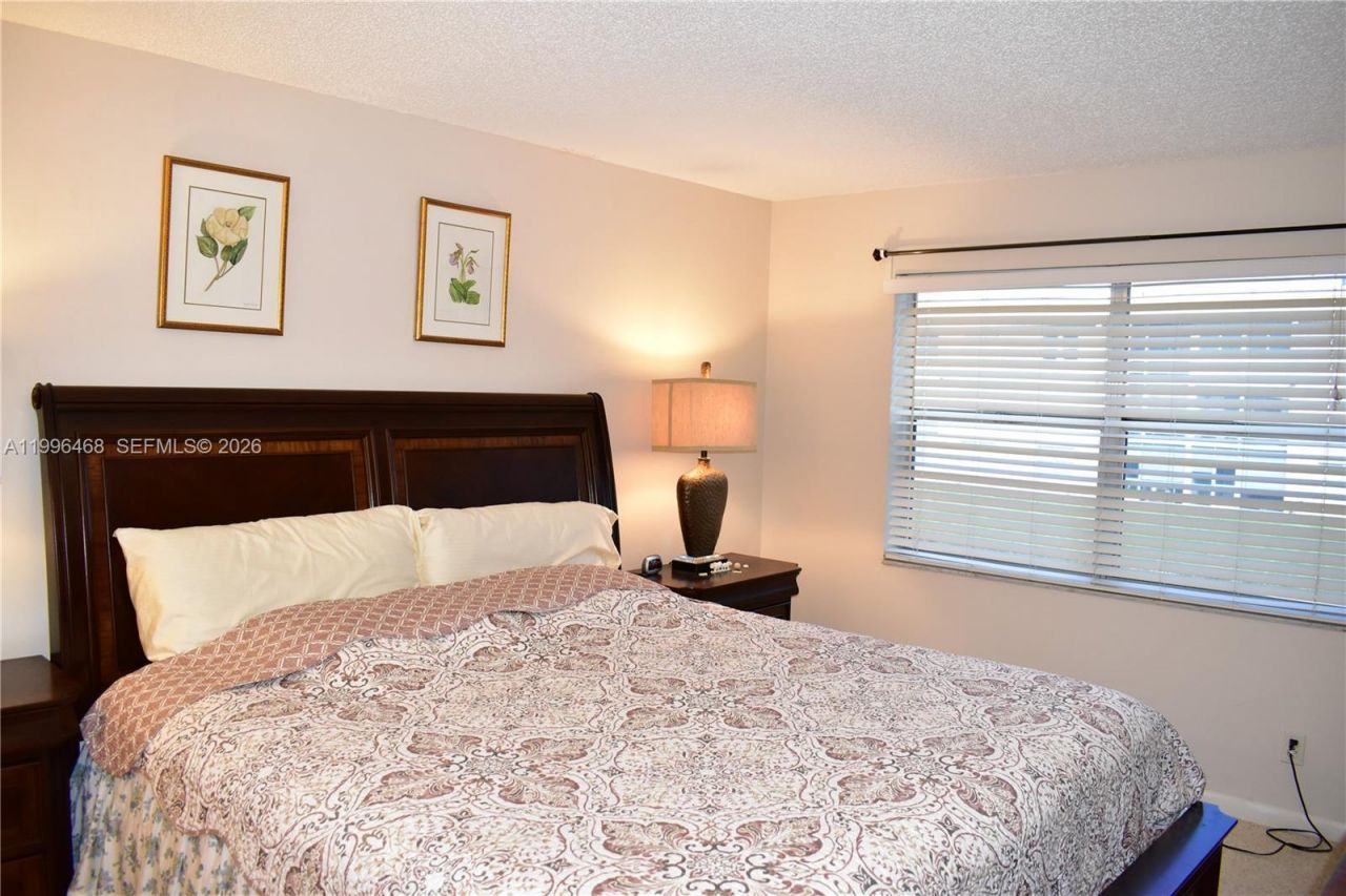 9881 Sunrise Lakes Blvd, Unit 207, Sunrise, FL 33322 Photo