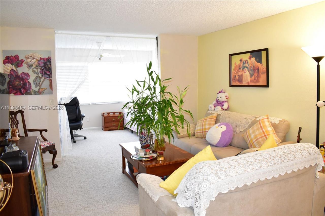 9881 Sunrise Lakes Blvd, Unit 207, Sunrise, FL 33322 Photo