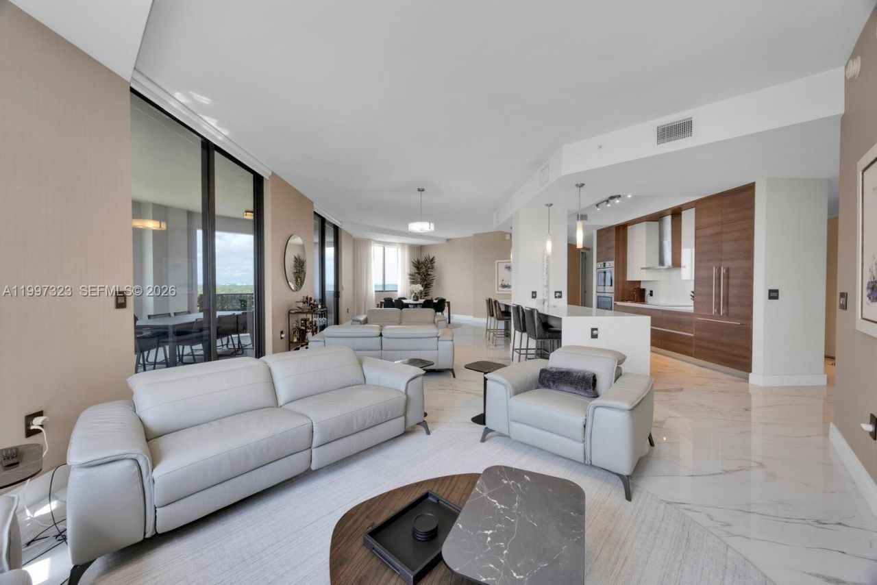 301 Altara Ave, Unit LPH914, Coral Gables, FL 33146 Photo