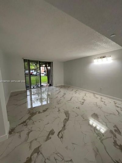 8650 SW 133rd Ave Rd, Unit 116, Miami, FL 33183 Photo