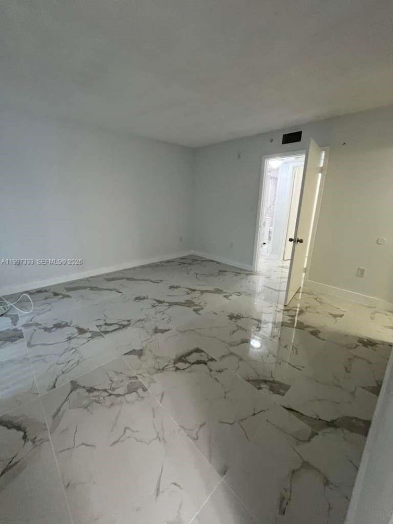 8650 SW 133rd Ave Rd, Unit 116, Miami, FL 33183 Photo