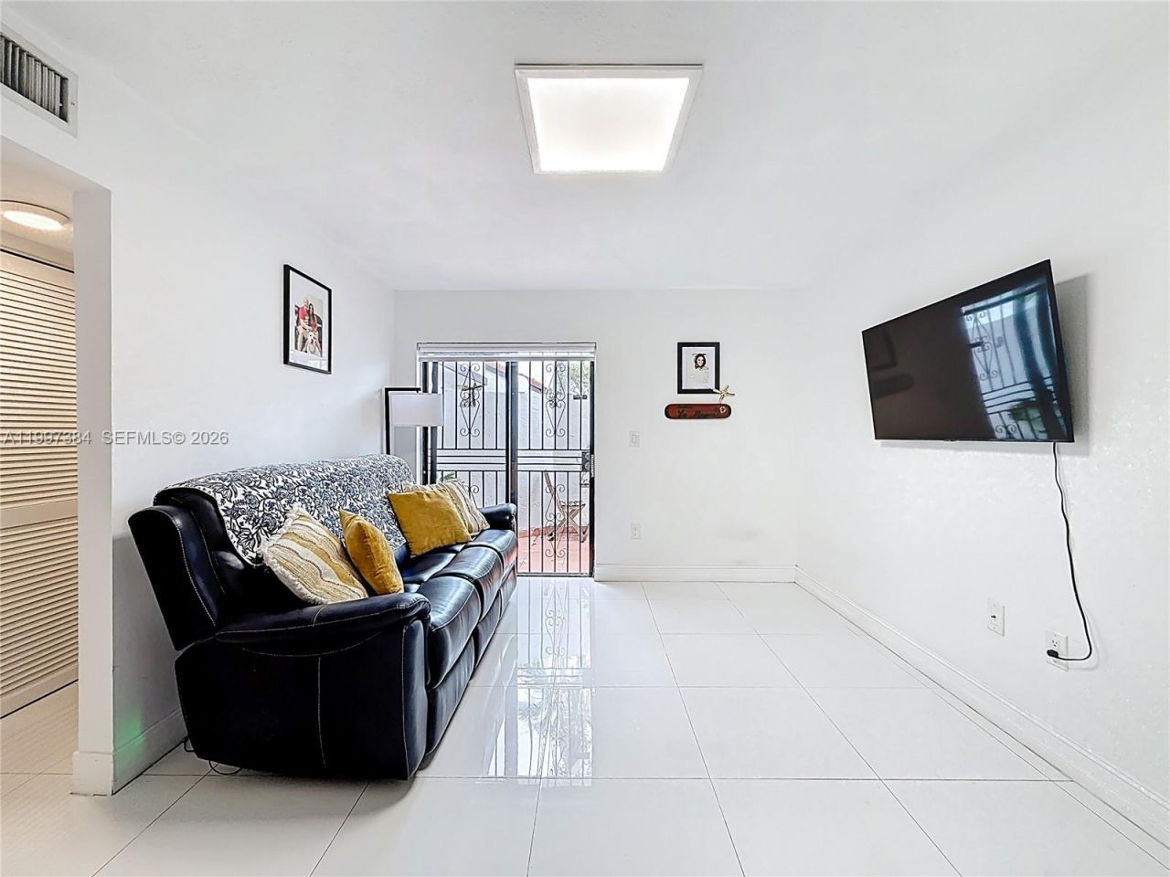 1291 SW 124th Ct, Unit 19-B, Miami, FL 33184 Photo