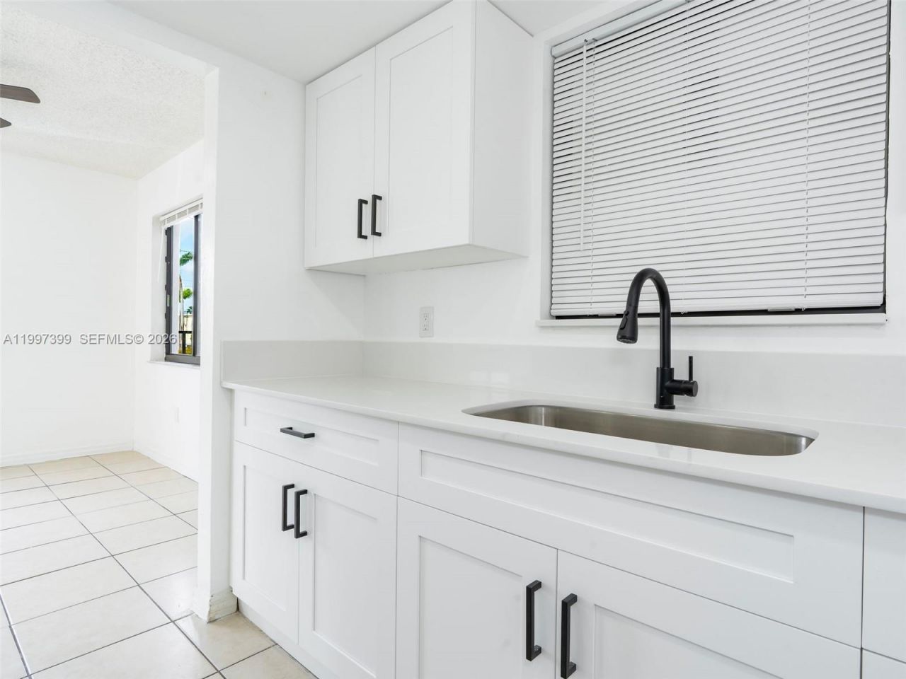 1490 W 42nd Pl, Unit 206, Hialeah, FL 33012 Photo