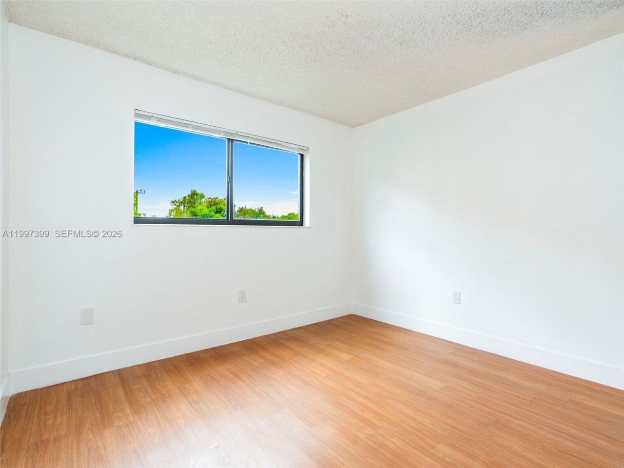 1490 W 42nd Pl, Unit 206, Hialeah, FL 33012 Photo