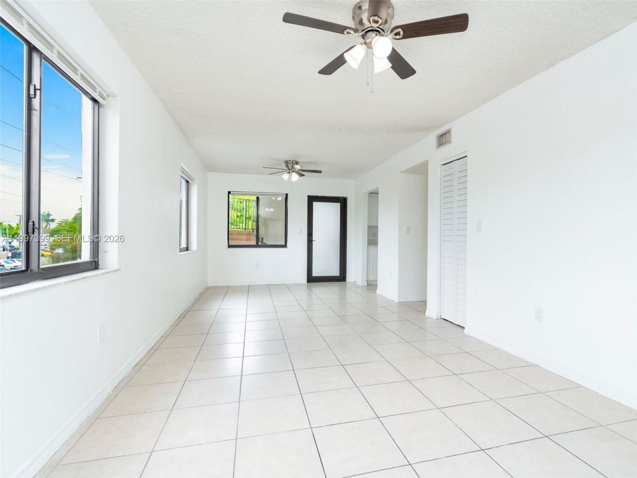 1490 W 42nd Pl, Unit 206, Hialeah, FL 33012 Photo