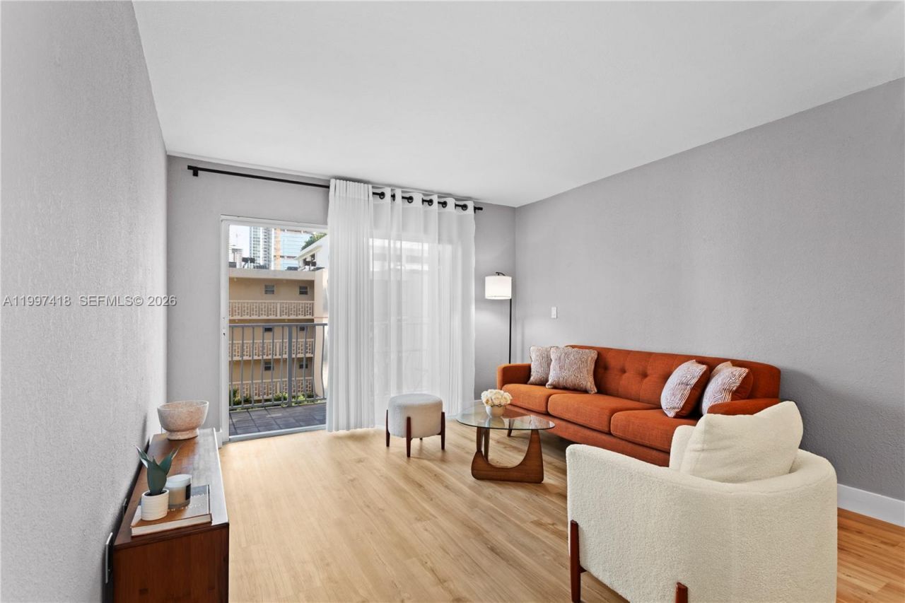 677 NE 24th St, Unit 604, Miami, FL 33137 Photo