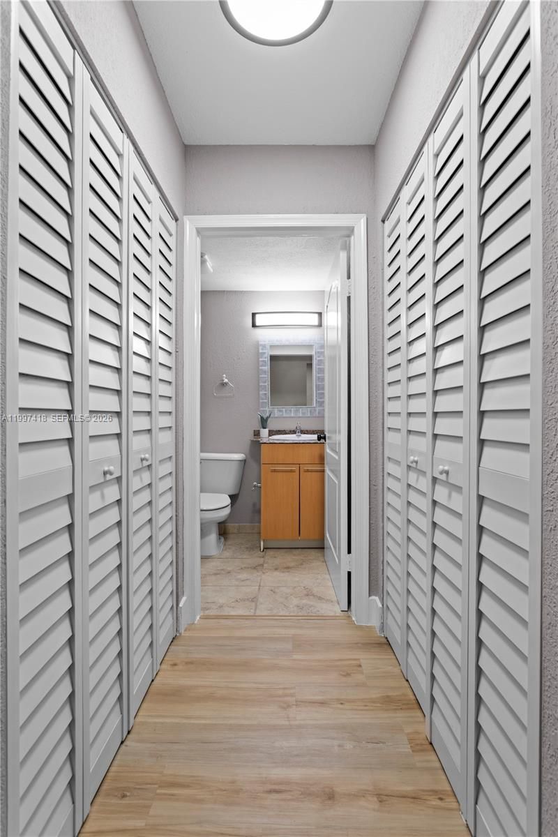 677 NE 24th St, Unit 604, Miami, FL 33137 Photo