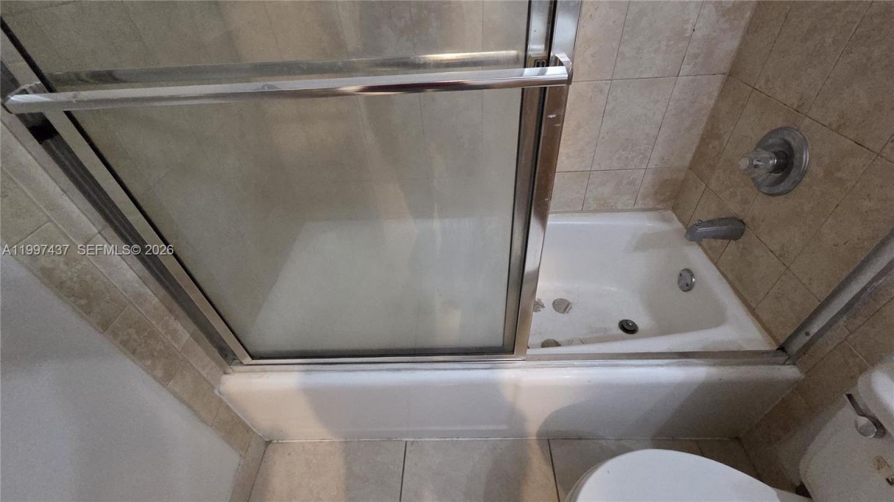 1125 NE 16th Pl, Unit 212, Fort Lauderdale, FL 33305 Photo