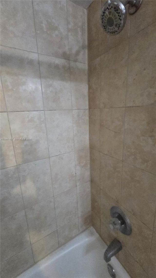 1125 NE 16th Pl, Unit 212, Fort Lauderdale, FL 33305 Photo