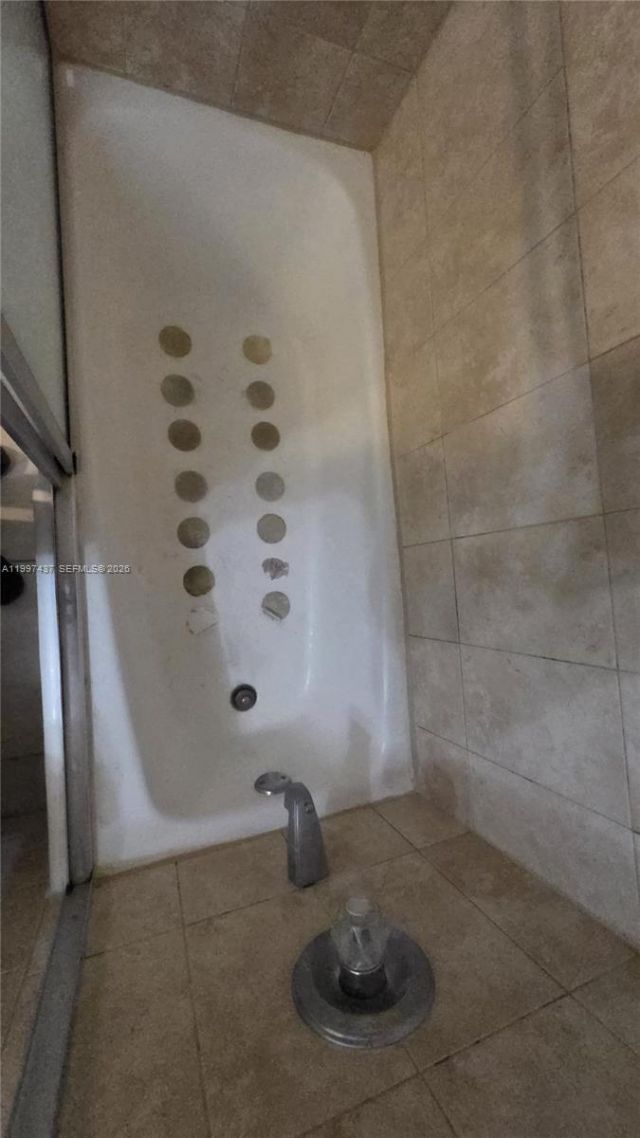 1125 NE 16th Pl, Unit 212, Fort Lauderdale, FL 33305 Photo