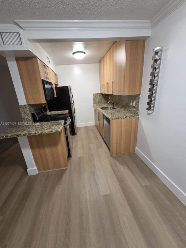 1125 NE 16th Pl, Unit 212, Fort Lauderdale, FL 33305 Photo