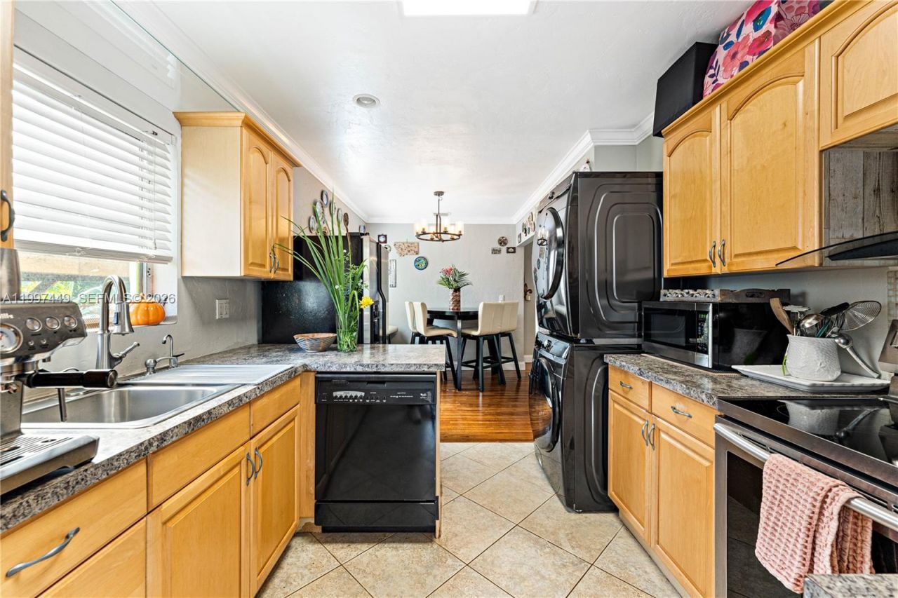 1601 N 16th Ct , Hollywood, FL 33020 Photo