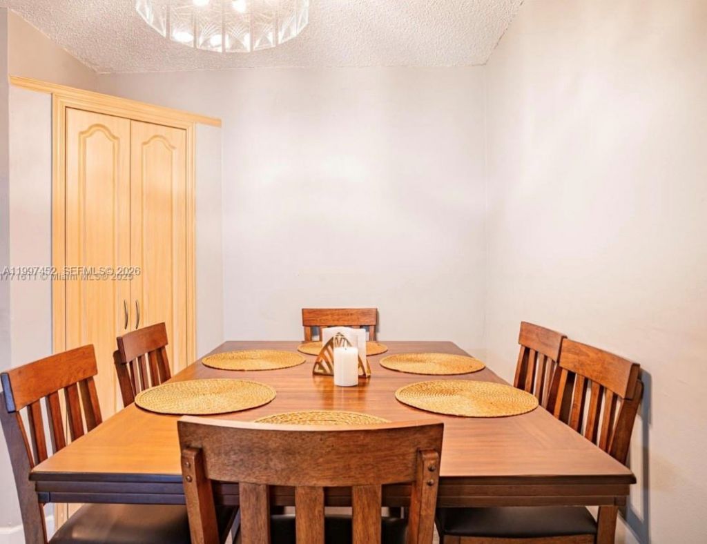 6545 W 27th Ct, Unit 24-47, Hialeah, FL 33016 Photo