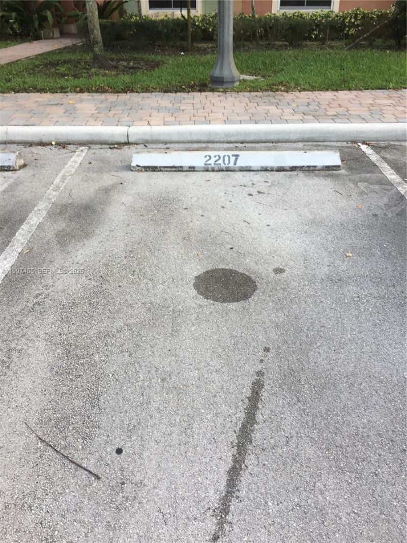 962 SW 143rd Ave , Unit 2207, Pembroke Pines, FL 33027 Photo