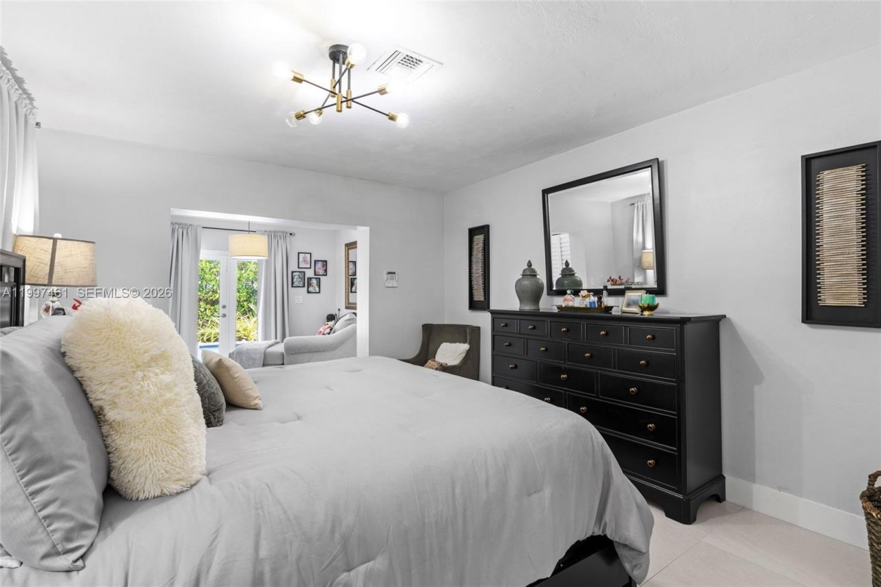 9451 SW 61st St, Miami, FL 33173 Photo