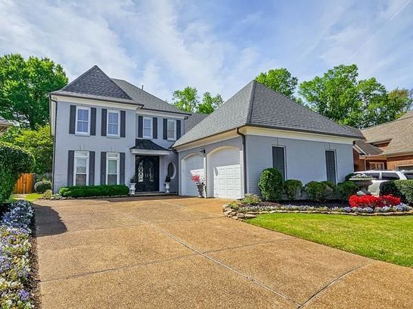 8065 STONEWYCK RD, Germantown, TN 38138