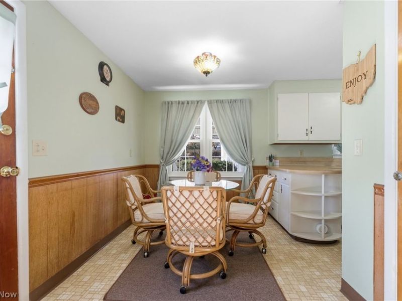 1539 Parkway Boulevard, Alliance, OH 44601 Photo 24