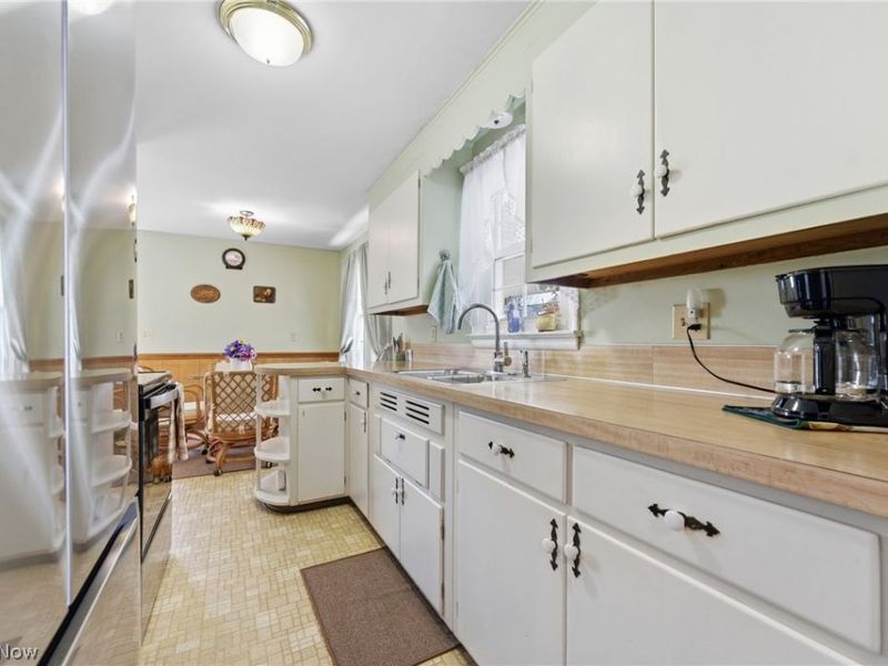 1539 Parkway Boulevard, Alliance, OH 44601 Photo 27