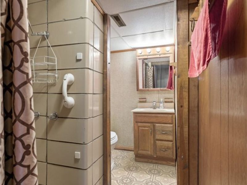 1539 Parkway Boulevard, Alliance, OH 44601 Photo 37