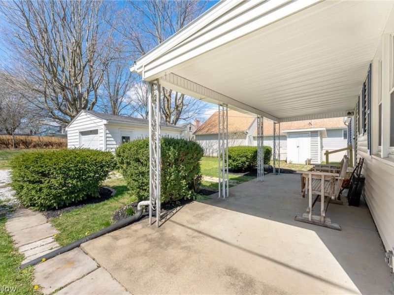 1539 Parkway Boulevard, Alliance, OH 44601 Photo 5