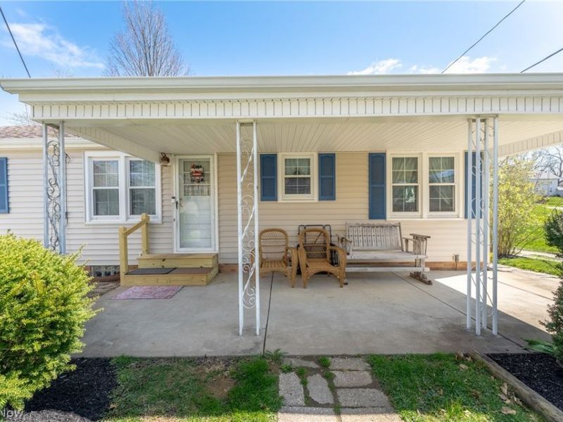 1539 Parkway Boulevard, Alliance, OH 44601 Photo 8