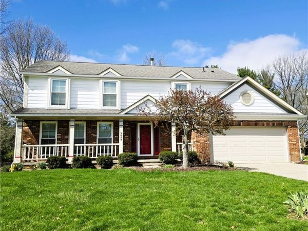 9898 Lakeview Circle , Strongsville, OH 44136