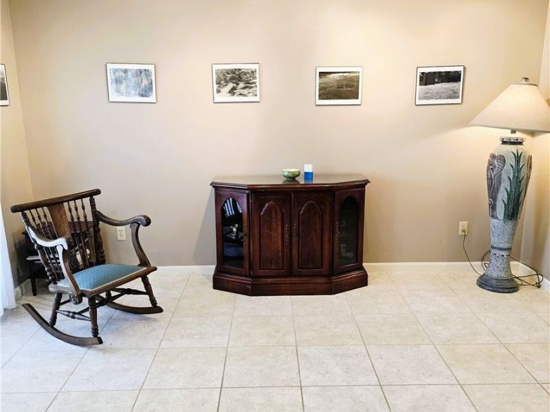 9898 Lakeview Circle , Strongsville, OH 44136 Photo 10