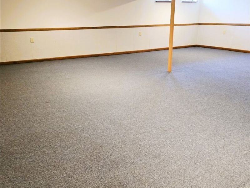 9898 Lakeview Circle , Strongsville, OH 44136 Photo 21