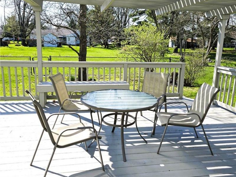 9898 Lakeview Circle , Strongsville, OH 44136 Photo 24