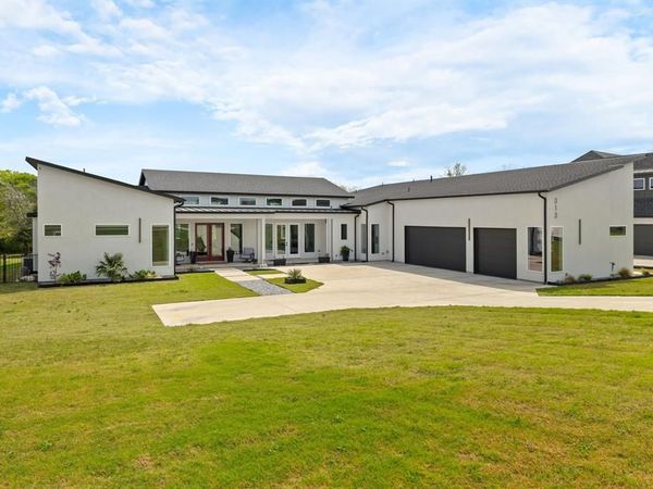 313 Ryker Lane , Gunter, TX 75058