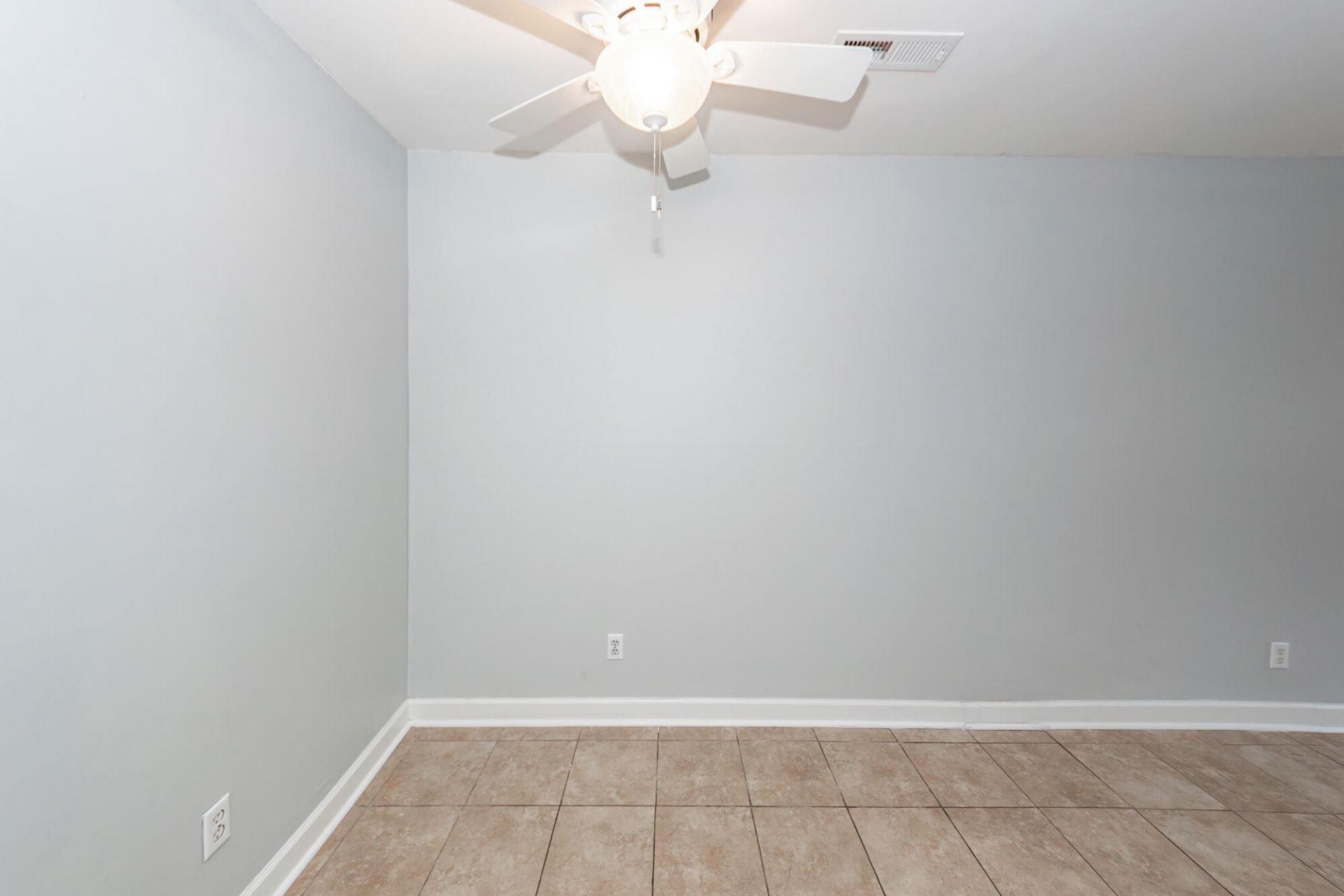 1154 Julian Clark Road Photo 9