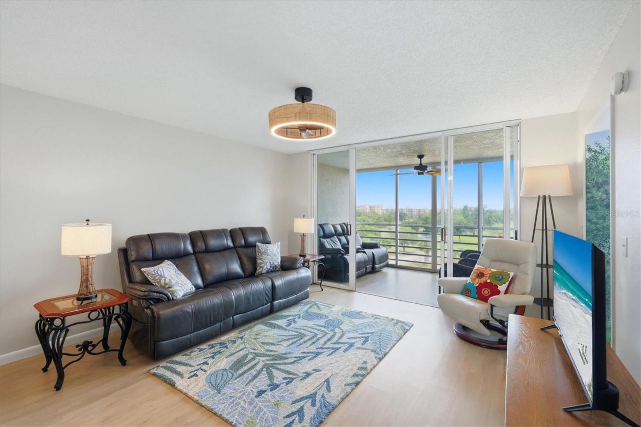 3740 Pinebrook Circle, Unit 604, Bradenton, FL 34209 Photo