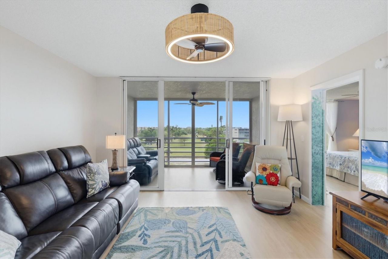 3740 Pinebrook Circle, Unit 604, Bradenton, FL 34209 Photo