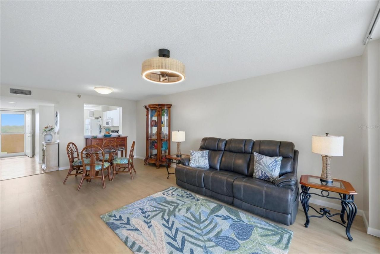 3740 Pinebrook Circle, Unit 604, Bradenton, FL 34209 Photo