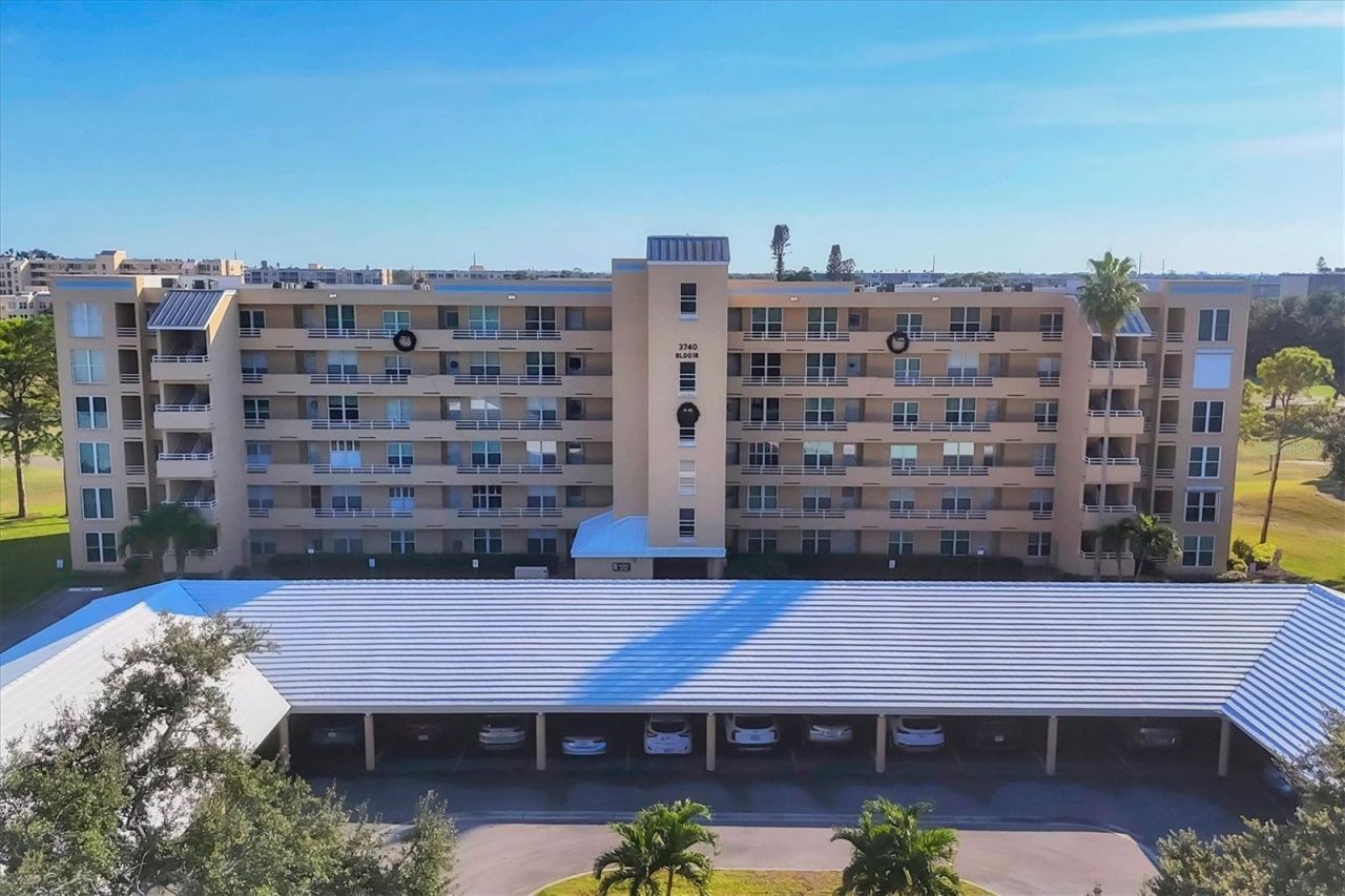 3740 Pinebrook Circle, Unit 604, Bradenton, FL 34209 Photo