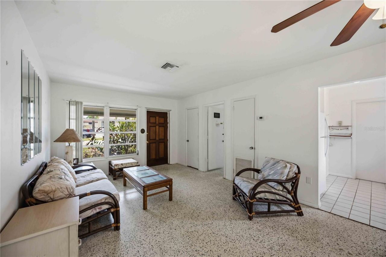 309 Base Avenue E, Venice, FL 34285 Photo