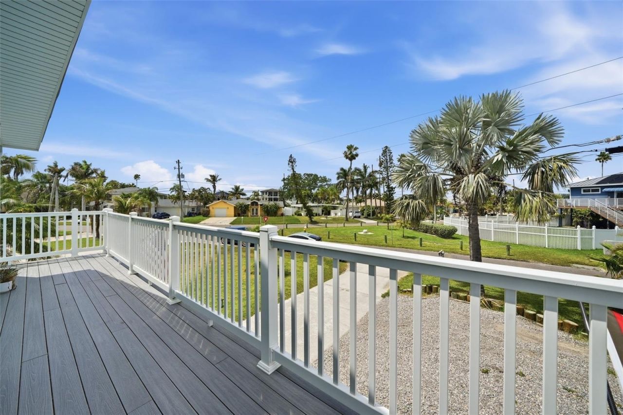 15823 Redington Drive, Redington Beach, FL 33708 Photo