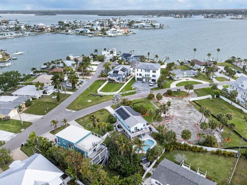 15823 Redington Drive, Redington Beach, FL 33708 Photo