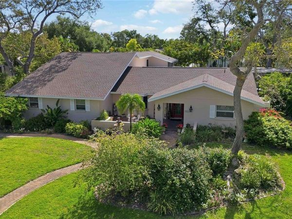 3951 COUNTRY VIEW DRIVE, SARASOTA, FL 34233
