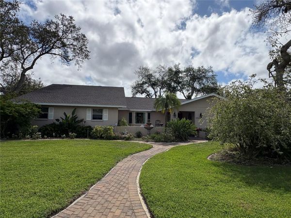3951 COUNTRY VIEW DRIVE, SARASOTA, FL 34233