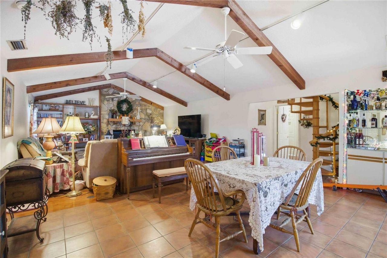 3951 Country View Drive, Sarasota, FL 34233 Photo