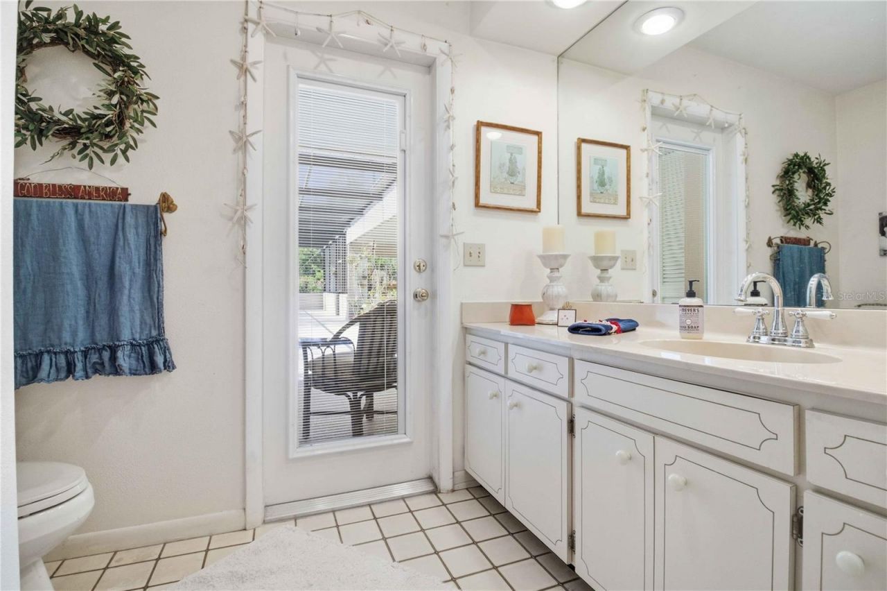 3951 Country View Drive, Sarasota, FL 34233 Photo